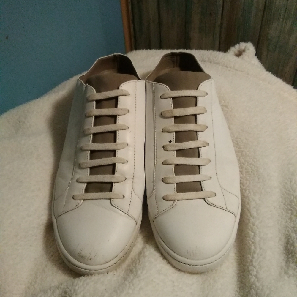 Vince White Leather Slipons